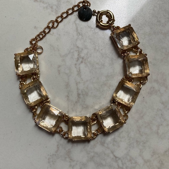 Clear square cut crystal elements 8 stones set in goldtone plating  8-11” length - Picture 4 of 6